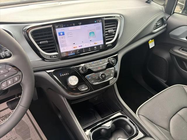 2026 Chrysler Pacifica Limited AWD