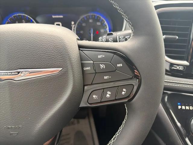 2026 Chrysler Pacifica Limited AWD