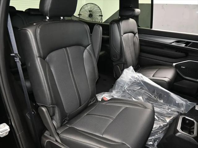 2026 Jeep Grand Wagoneer Limited Altitude 4x4