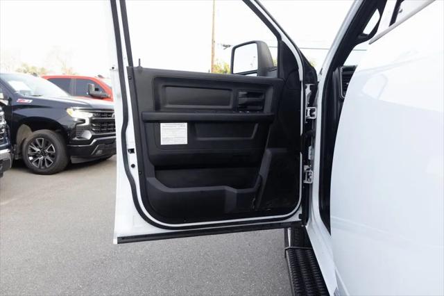 2024 Ram 3500 Tradesman/SLT/Laramie/Limited