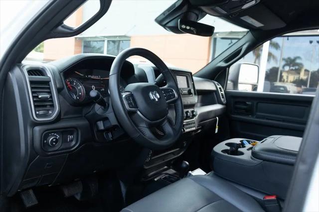 2024 Ram 3500 Tradesman/SLT/Laramie/Limited