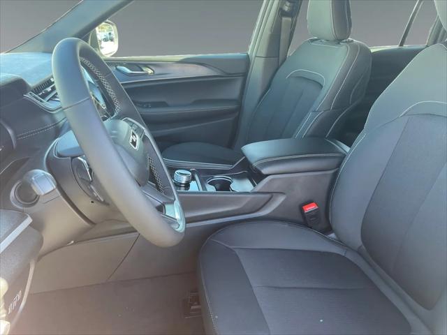 2026 Jeep Grand Cherokee L Altitude 4x4
