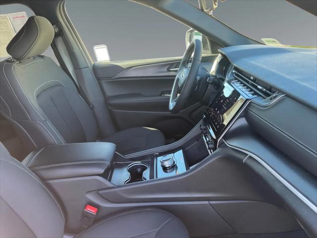 2026 Jeep Grand Cherokee L Altitude 4x4