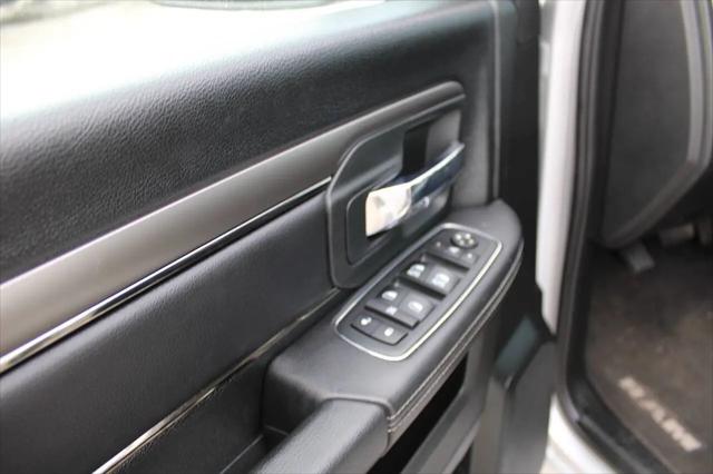 2017 Ram 1500 Night Crew Cab 4x4 6'4" Box