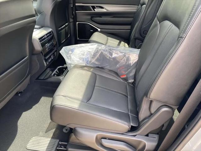 2026 Jeep Grand Wagoneer Limited Altitude 4x4