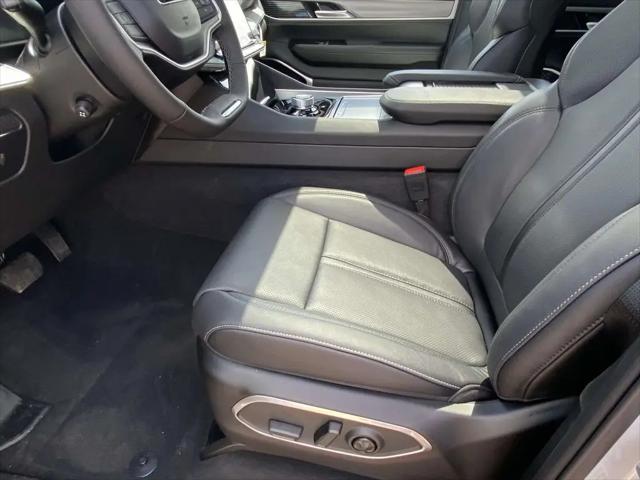 2026 Jeep Grand Wagoneer Limited Altitude 4x4