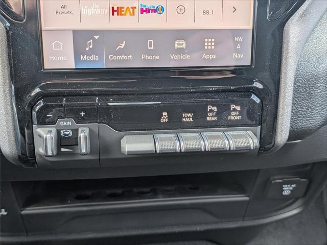 2026 Ram 3500 Tradesman Crew Cab 4x4 64 Box