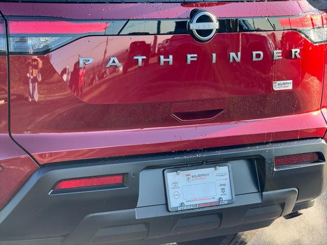 2026 Nissan Pathfinder SV