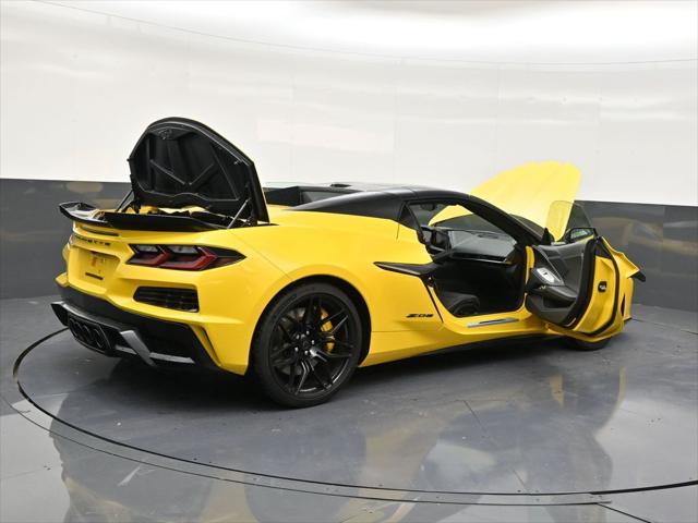 2026 Chevrolet Corvette Z06 Convertible, 1LZ, RWD