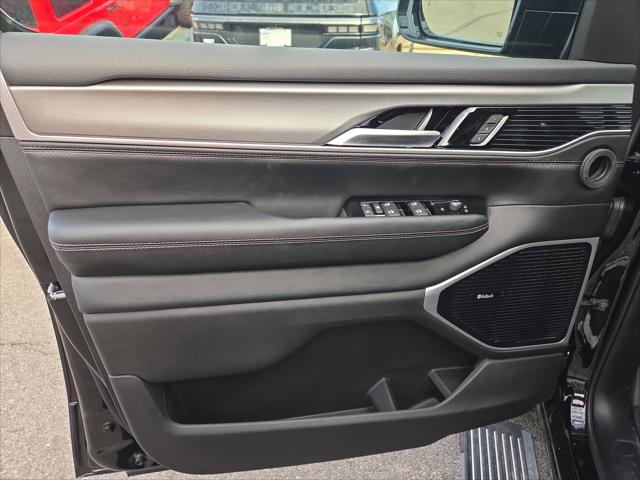 2026 Jeep Grand Wagoneer Limited Altitude 4x4