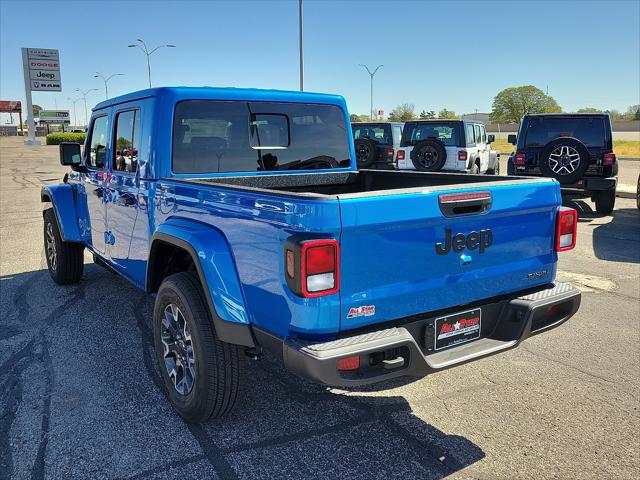 2026 Jeep Gladiator GLADIATOR SAHARA 4X4