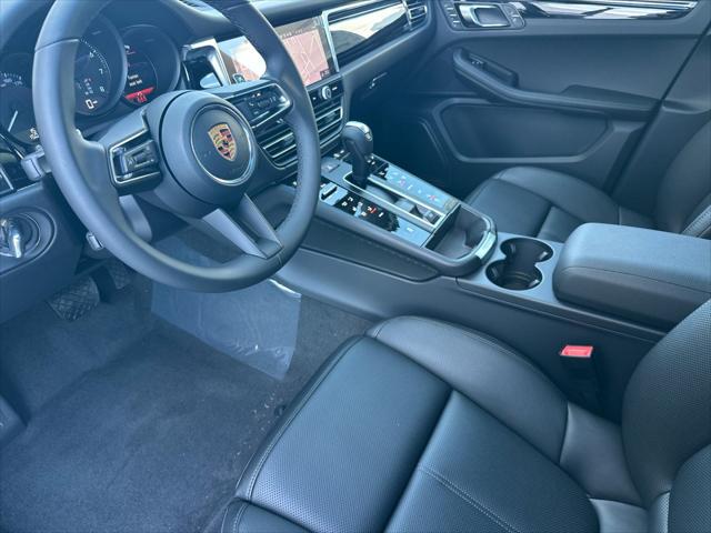 2026 Porsche Macan Unknown