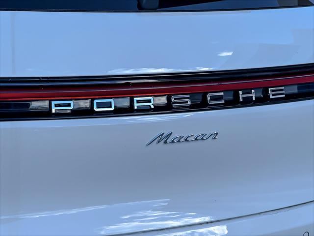 2026 Porsche Macan Unknown
