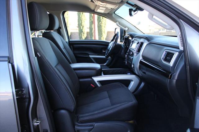 2017 Nissan Titan XD SV Gas