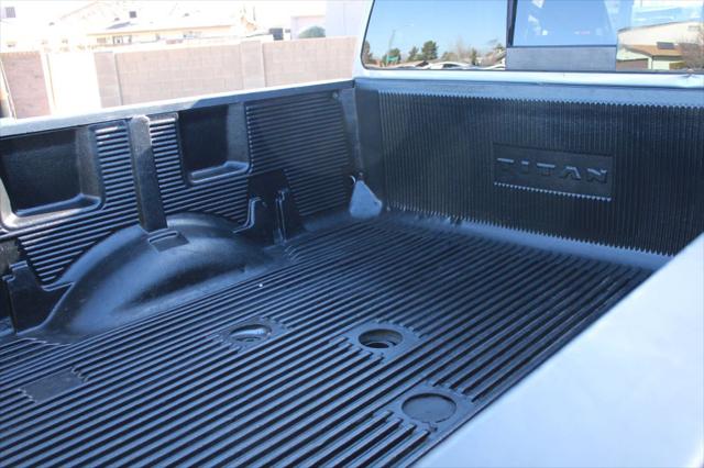 2017 Nissan Titan XD SV Gas