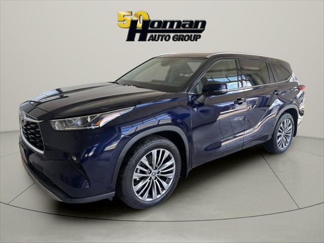 2020 Toyota Highlander Platinum for sale in Ripon, WI