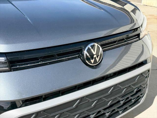 2026 Volkswagen Taos SE