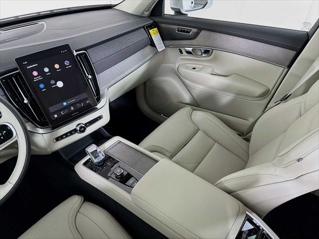 2026 Volvo XC90 Plug-In Hybrid Ultra, T8 AWD, Electric/Gasoline, Bright, 7 Seats