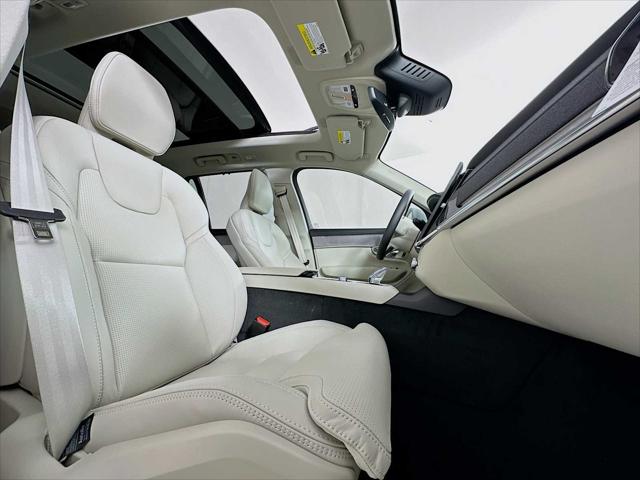 2026 Volvo XC90 Plug-In Hybrid Ultra, T8 AWD, Electric/Gasoline, Bright, 7 Seats
