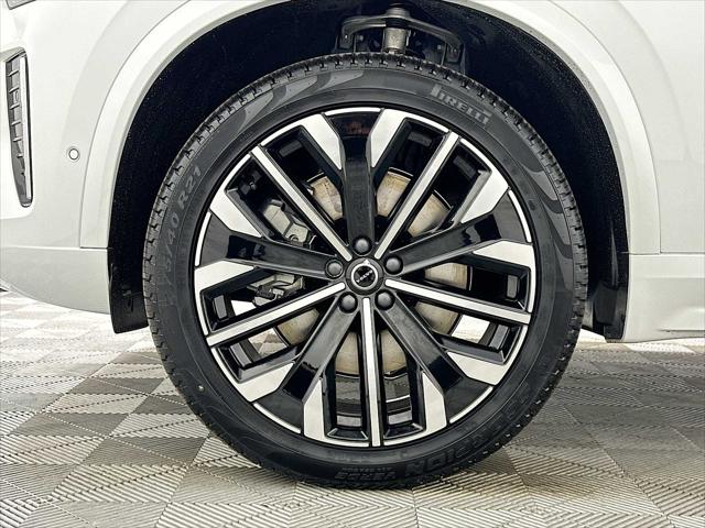 2026 Volvo XC90 Plug-In Hybrid Ultra, T8 AWD, Electric/Gasoline, Bright, 7 Seats