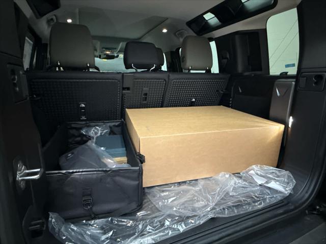 2026 Land Rover Defender P300 S