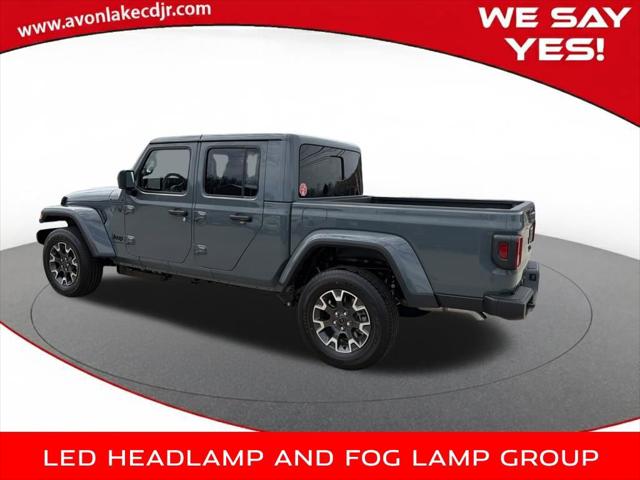 2026 Jeep Gladiator GLADIATOR SAHARA 4X4