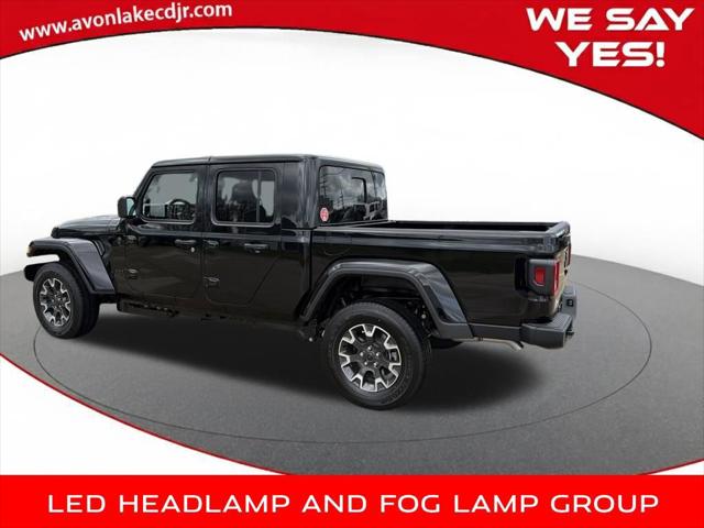2026 Jeep Gladiator GLADIATOR SAHARA 4X4