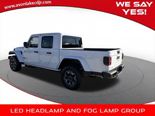 2026 Jeep Gladiator GLADIATOR SAHARA 4X4