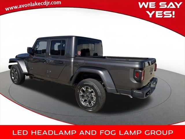 2026 Jeep Gladiator GLADIATOR SAHARA 4X4