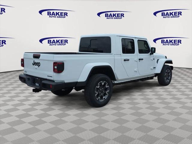 2026 Jeep Gladiator GLADIATOR SAHARA 4X4