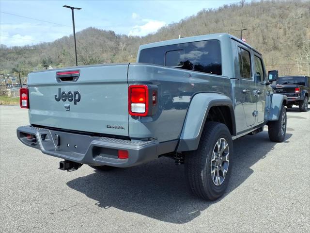 2026 Jeep Gladiator GLADIATOR SAHARA 4X4 2026 Jeep Gladiator GLADIATOR SAHARA 4X4