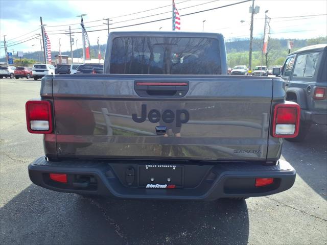 2026 Jeep Gladiator GLADIATOR SAHARA 4X4