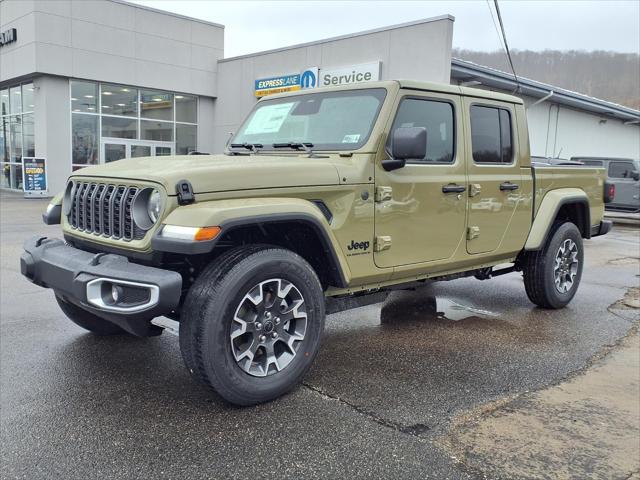 2026 Jeep Gladiator GLADIATOR SAHARA 4X4