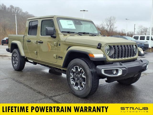 2026 Jeep Gladiator GLADIATOR SAHARA 4X4