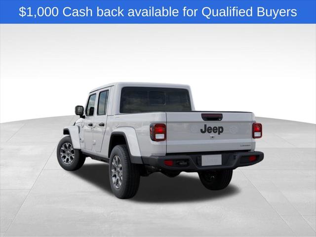 2026 Jeep Gladiator GLADIATOR SAHARA 4X4