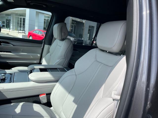 2026 Jeep Grand Wagoneer Limited Altitude 4x4