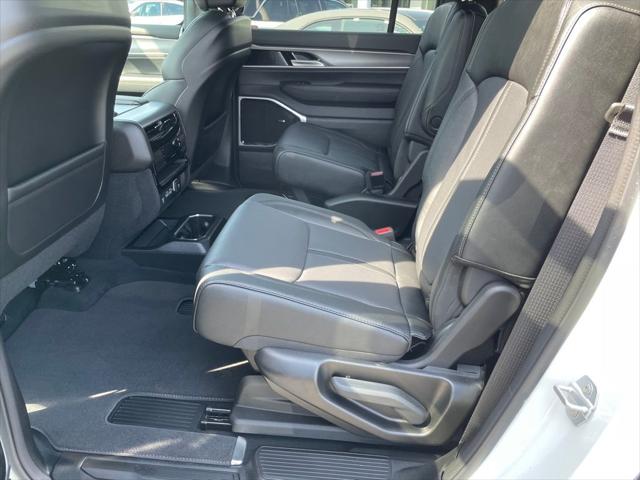 2026 Jeep Grand Wagoneer Limited Altitude 4x4