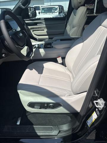 2026 Jeep Grand Wagoneer Limited Altitude 4x4