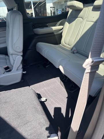 2026 Jeep Grand Wagoneer Limited Altitude 4x4