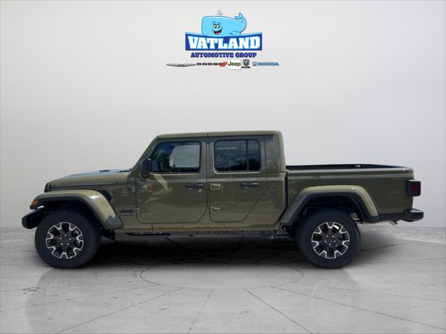 2026 Jeep Gladiator GLADIATOR SAHARA 4X4