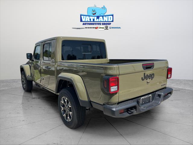2026 Jeep Gladiator GLADIATOR SAHARA 4X4