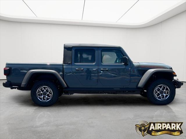 2026 Jeep Gladiator GLADIATOR SHADOW OPS 4X4 2026 Jeep Gladiator GLADIATOR SHADOW OPS 4X4
