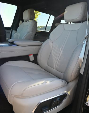 New 2026 High Gloss Black Exterior Paint Jeep Grand Wagoneer image 42