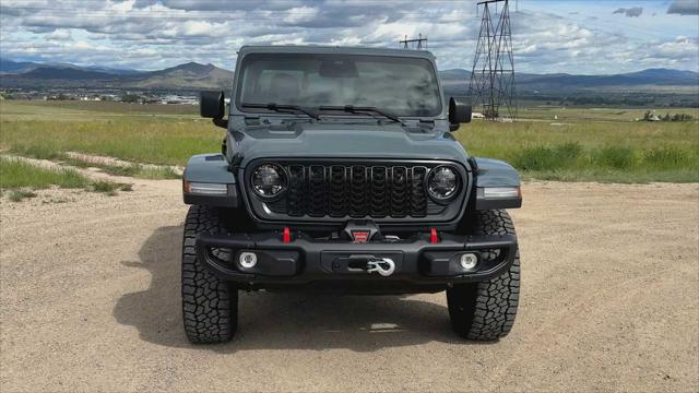 2026 Jeep Gladiator GLADIATOR SHADOW OPS 4X4
