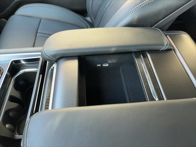 2026 Jeep Grand Wagoneer Summit Obsidian 4x4