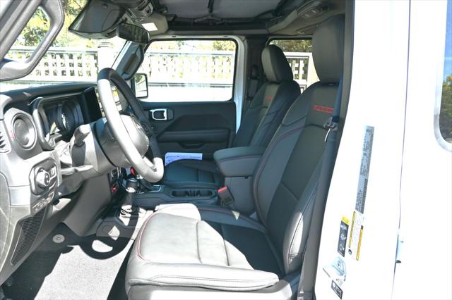 2026 Jeep Gladiator GLADIATOR SHADOW OPS 4X4