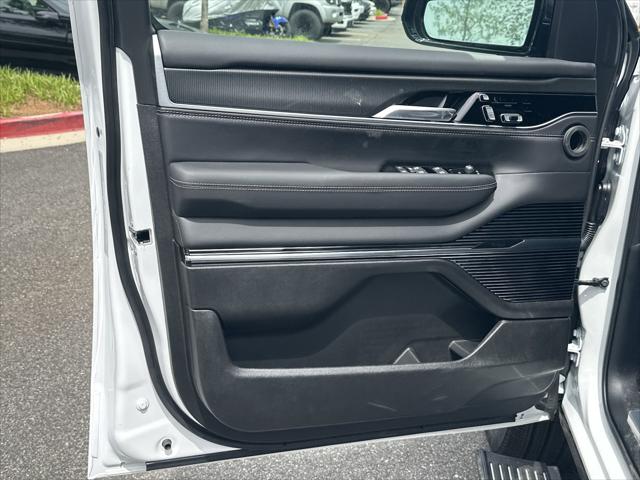 2026 Jeep Grand Wagoneer Summit Obsidian 4x4