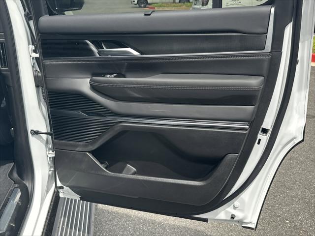 2026 Jeep Grand Wagoneer Summit Obsidian 4x4