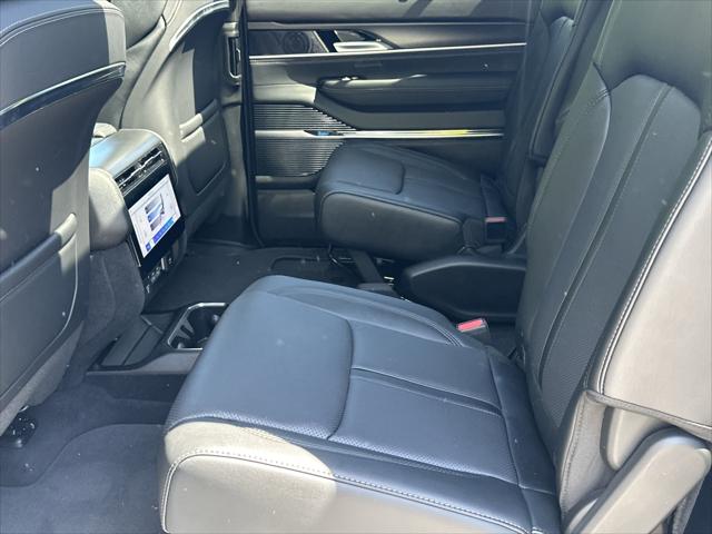 2026 Jeep Grand Wagoneer Summit Obsidian 4x4