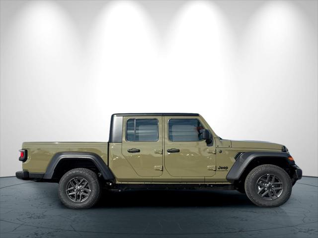 2026 Jeep Gladiator GLADIATOR SPORT 4X4
